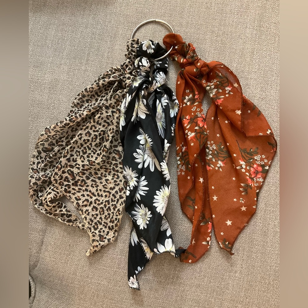 Scrunchy Scarf